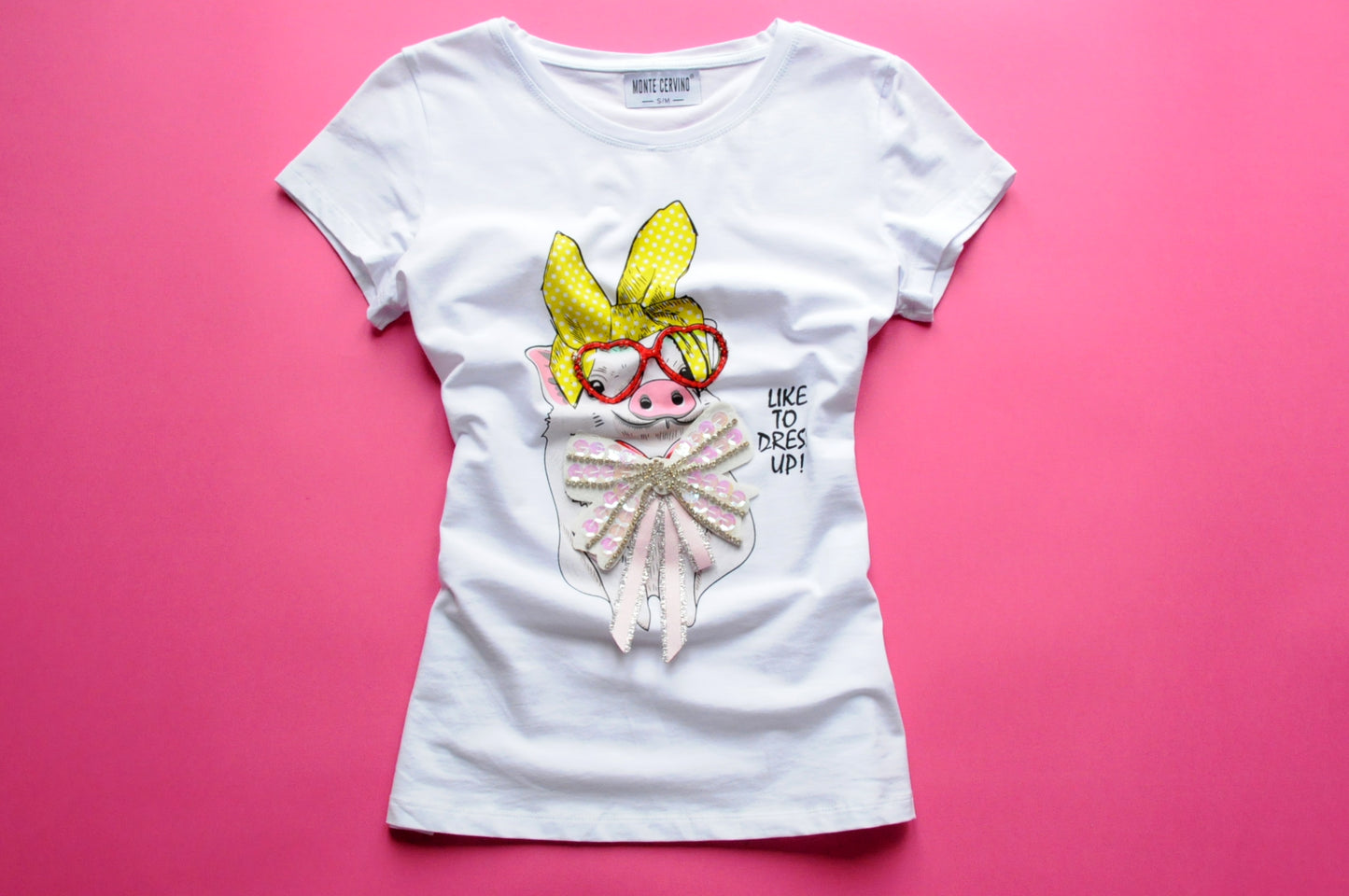 White printed pig t-shirt with 3D details