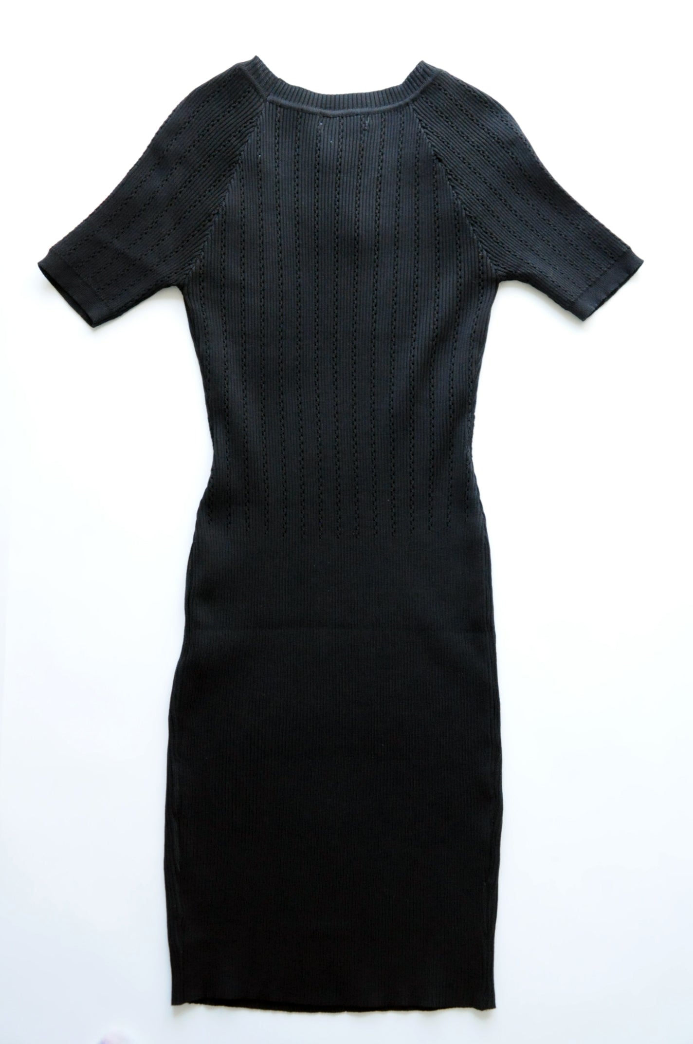 Black ribbed knit bodycon dress