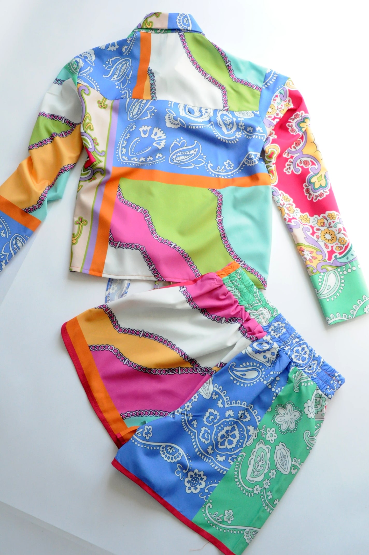 Multicolour paisley print short and top co-ord